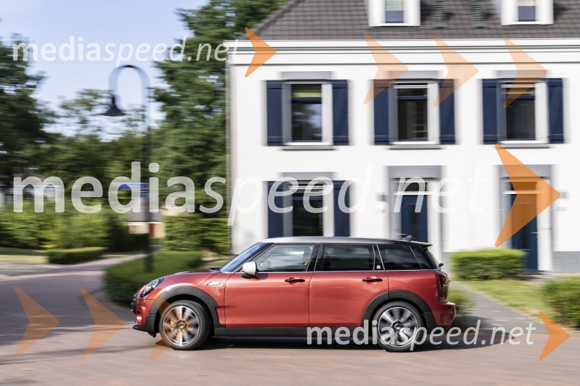 Življenje je barvito: nova izdaja MINI Multitone Edition praznuje raznoliko skupnost MINI