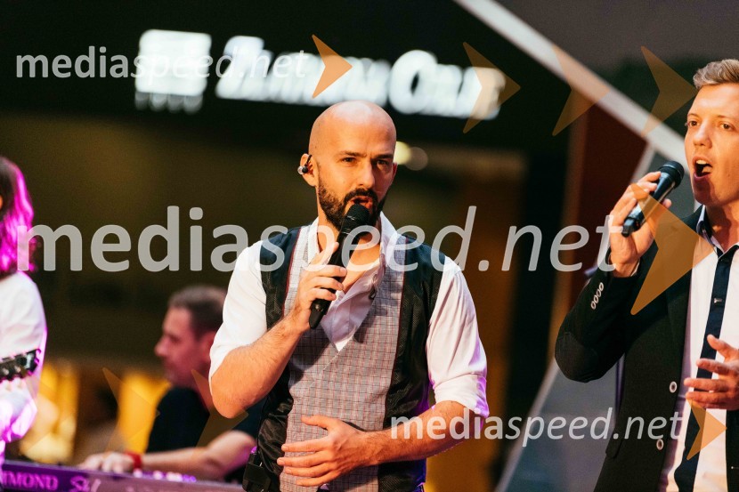  Matej Kocen, Skupina KvatropirciSlovo od poletja 2022 s Kvatropirci in bandom v Citycentru Celje