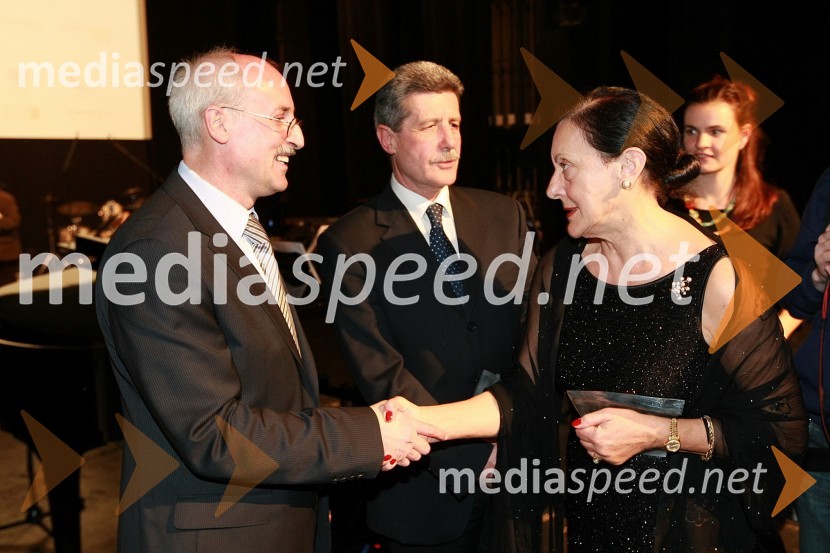 Srečko Pirtovšek, odgovorni urednik revij Založbe Kapital, Drago Cotar, predsednik uprave Zavarovalnice Maribor in Naj Direktor po mnenju Mariborčanov in prof. Dunja Bezjak, članica ženskega društva S.I.L.A. in dobitnica nagrade Naj dobrotnik 2008Naj Mariborčan 2008