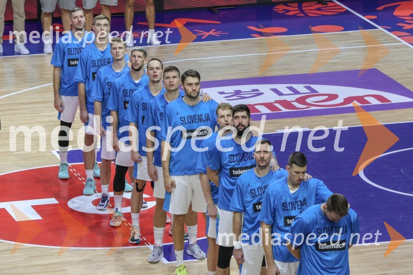  Goran Dragić, košarkar;  Žiga Samar, košarkar;  Luka Rupnik, košarkar;  Aleksej  Nikolić, košarkar;  Klemen Prepelič, košarkar;  Edo Murić, košarkar;  Mike Tobey, košarkar;  Jaka Blažič, košarkar;  Žiga Dimec, košarkar;  Zoran Dragić, košarkar;  Vlatko Čančar, košarkar;  Luka  Dončić, košarkarSlovenci za uvod v evropsko prvenstvo slavili proti močni Litvi