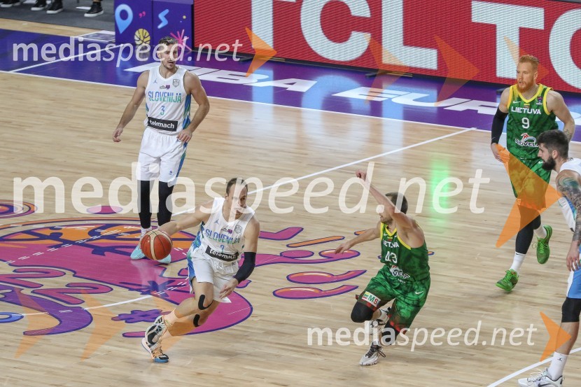  Goran Dragić, košarkar;  Klemen Prepelič, košarkar;  ... ;  ... ;  Žiga Dimec, košarkarSlovenci za uvod v evropsko prvenstvo slavili proti močni Litvi