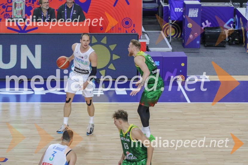  Klemen Prepelič, košarkar;  ... ;  Goran Dragić, košarkar;  ... Slovenci za uvod v evropsko prvenstvo slavili proti močni Litvi