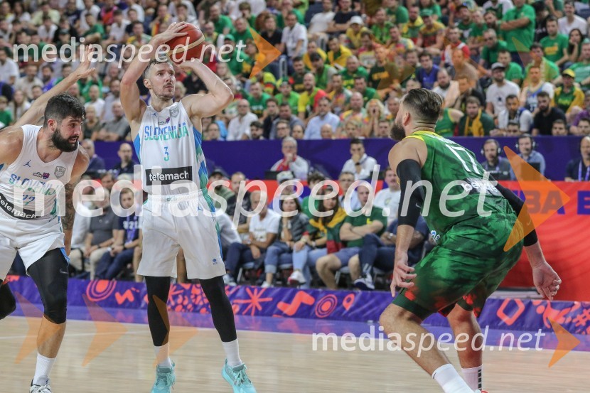  Žiga Dimec, košarkar;  Goran Dragić, košarkar;  ... Slovenci za uvod v evropsko prvenstvo slavili proti močni Litvi