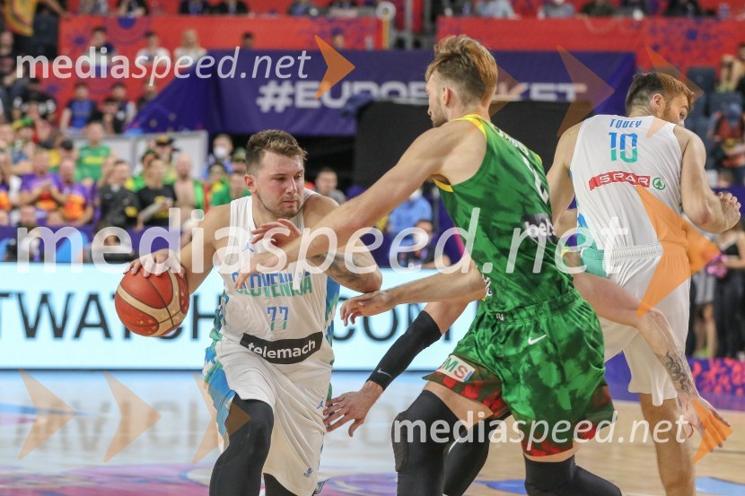  Luka  Dončić, košarkar;  ... ;  Mike Tobey, košarkarSlovenci za uvod v evropsko prvenstvo slavili proti močni Litvi