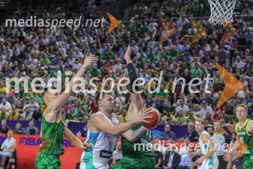  ... ;  Luka  Dončić, košarkar;  ... Slovenci za uvod v evropsko prvenstvo slavili proti močni Litvi