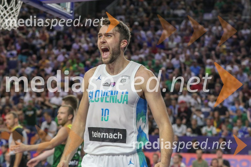  Mike Tobey, košarkarSlovenci za uvod v evropsko prvenstvo slavili proti močni Litvi