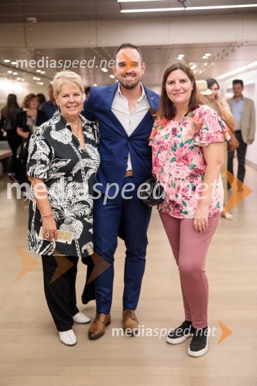  Irena  Butoln, germanistka;  Žiga Lakner, pevec;  Teja Pelko, novinarka, Svet24Londonski kraljevi filharmonični orkester, Festival Ljubljana 2022