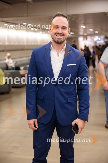  Žiga Lakner, pevecLondonski kraljevi filharmonični orkester, Festival Ljubljana 2022