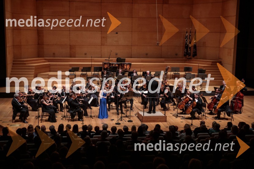  Lana Trotovšek, violinistka;  Maxim Rysanov, violist;  Vasiily Petrenko, dirigentLondonski kraljevi filharmonični orkester, Festival Ljubljana 2022