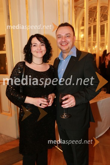 Polona Požgan Štorman in Sašo Papp, voditelja jutranjega programa na Radiu CenterNaj Mariborčan 2008