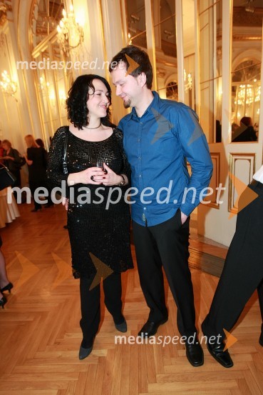 Polona Požgan Štorman, voditeljica jutranjega programa na Radiu Center in njen mož Primož Štorman, skupina TabuNaj Mariborčan 2008