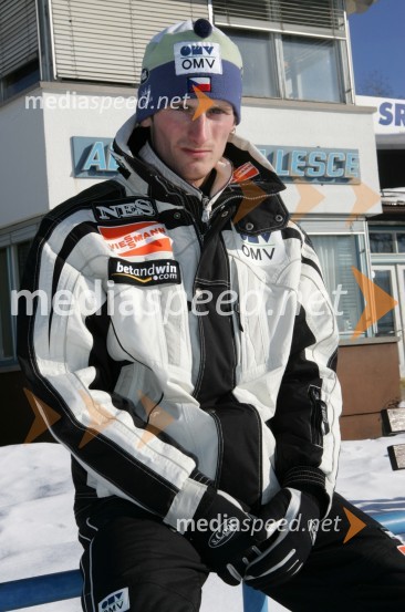 Jakub Janda, češki smučarski skakalecJakub Janda, smučarski skakalec na treningu v Lescah