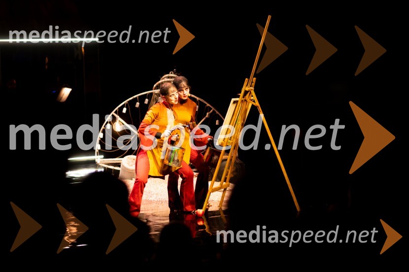  Lena Hribar  Škrlec, igralka;  Lara Wolf Završnik, igralkaBoljši svet, mjuzikal