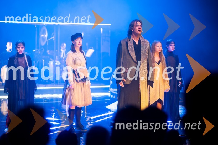  Lena Hribar  Škrlec, igralka;  Sara Gorše, igralka;  Filip Samobor, igralec;  Ana Pavlin, igralka;  Lara Wolf Završnik, igralkaBoljši svet, mjuzikal