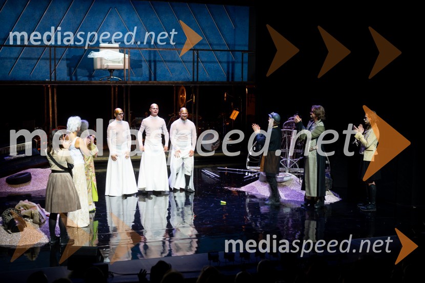 Boljši svet, mjuzikal