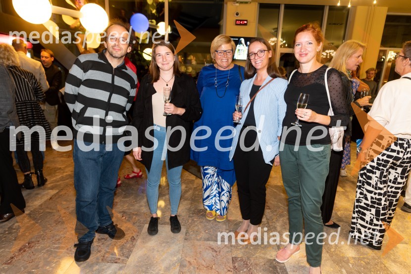 Boljši svet, mjuzikal