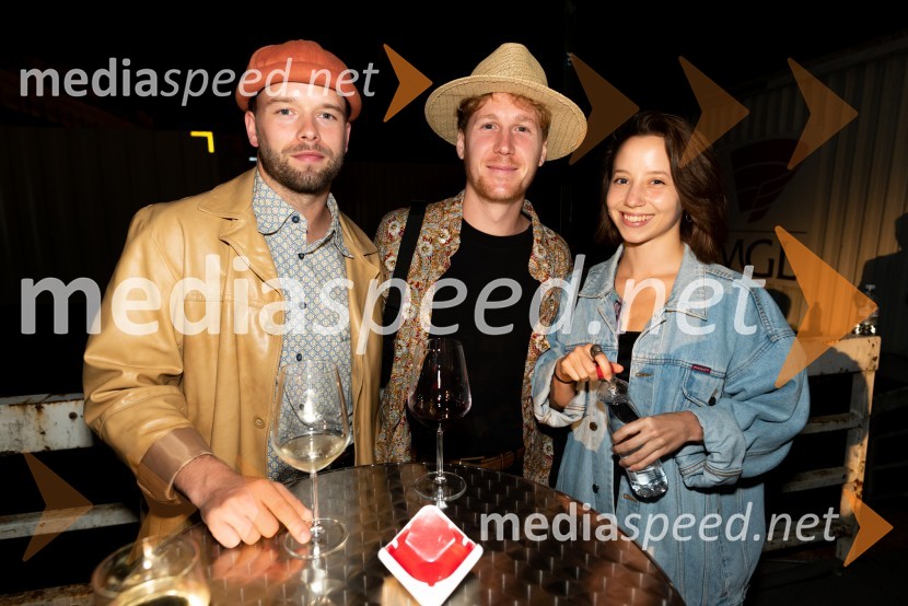 Boljši svet, mjuzikal