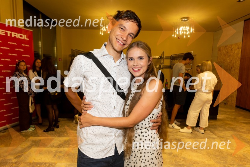  ... ;  Ana Pavlin, igralkaBoljši svet, mjuzikal