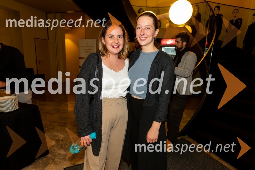  ... ;  Sara Gorše, igralkaBoljši svet, mjuzikal