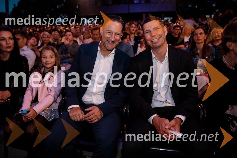  John Denhof, predsednik uprave NKBM;  ... Vlado Kreslin z gosti na Festivalu Ljubljana 2022