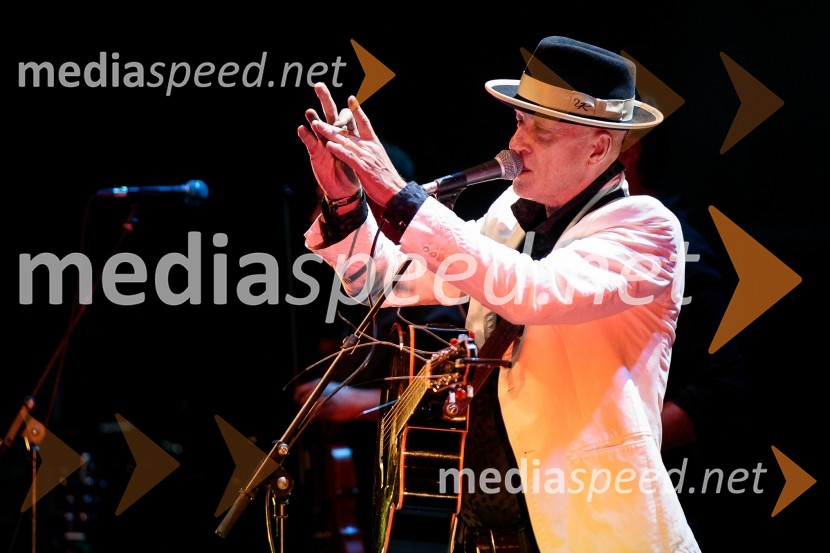  Vlado Kreslin, glasbenikVlado Kreslin z gosti na Festivalu Ljubljana 2022