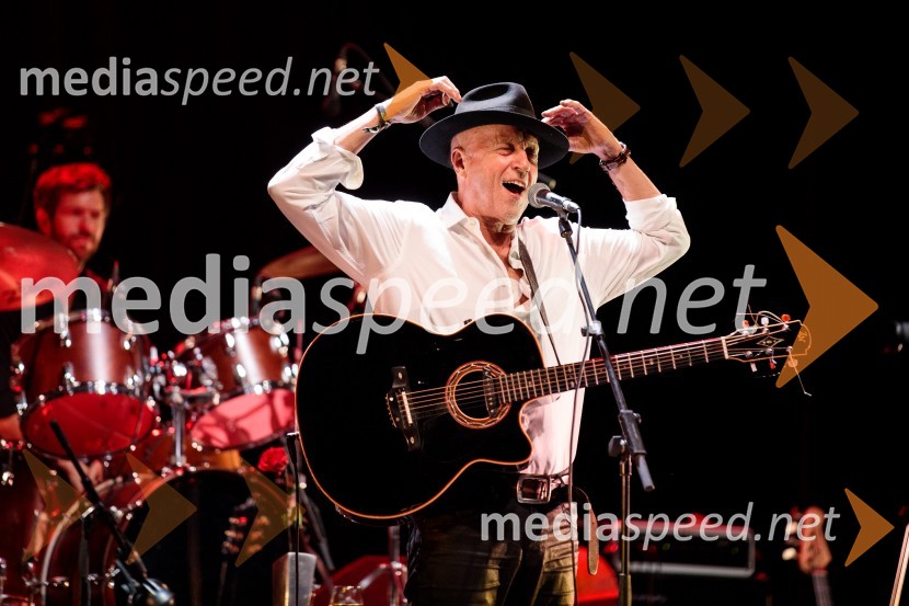  Vlado Kreslin, glasbenikVlado Kreslin z gosti na Festivalu Ljubljana 2022