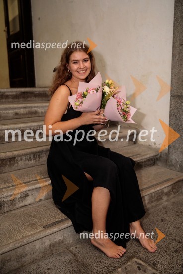  Nina Gvardjančič, pevkaVlado Kreslin z gosti na Festivalu Ljubljana 2022