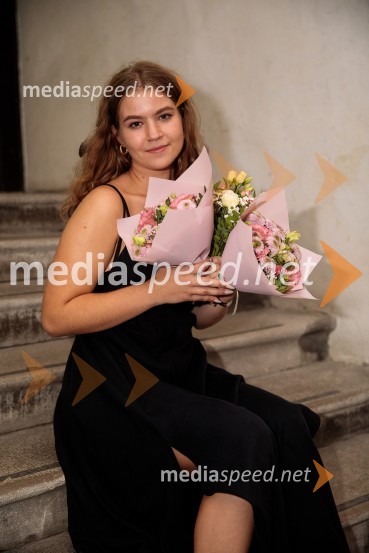  Nina Gvardjančič, pevkaVlado Kreslin z gosti na Festivalu Ljubljana 2022