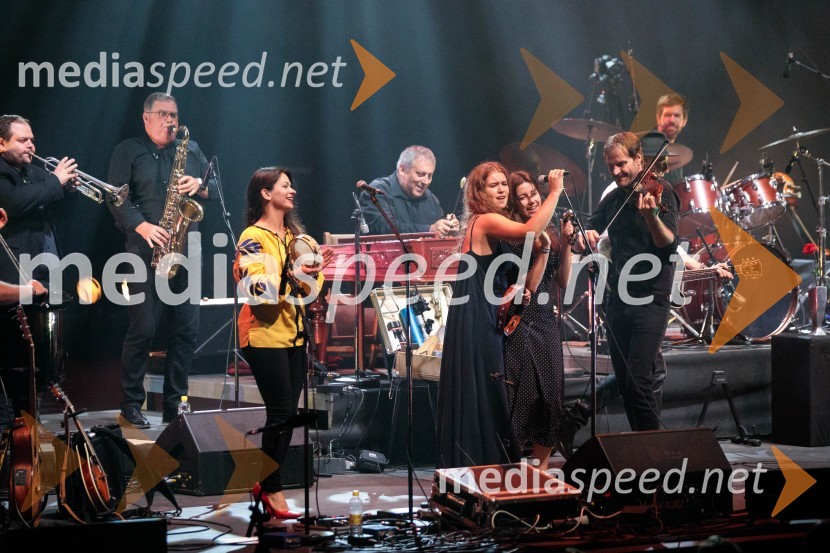  ... ;  Nina Gvardjančič, pevka;  ... ;  ... Vlado Kreslin z gosti na Festivalu Ljubljana 2022