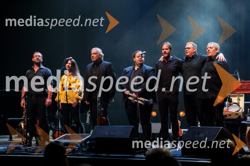  Iztok Cergol, glasbenik;  ... ;  ... ;  ... ;  ... ;  ... ;  ... Vlado Kreslin z gosti na Festivalu Ljubljana 2022