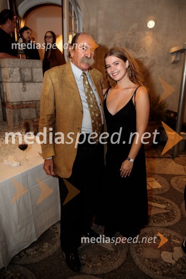  Marijan Zlobec, novinar, kritik;  Nina Gvardjančič, pevkaVlado Kreslin z gosti na Festivalu Ljubljana 2022