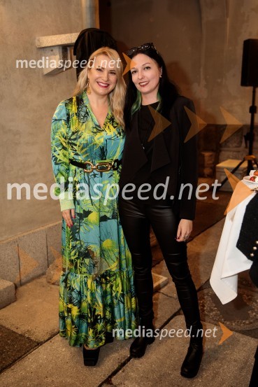  Danica Lovenjak, novinarka;  Maruša Šinkovič, PR Festival LjubljanaVlado Kreslin z gosti na Festivalu Ljubljana 2022