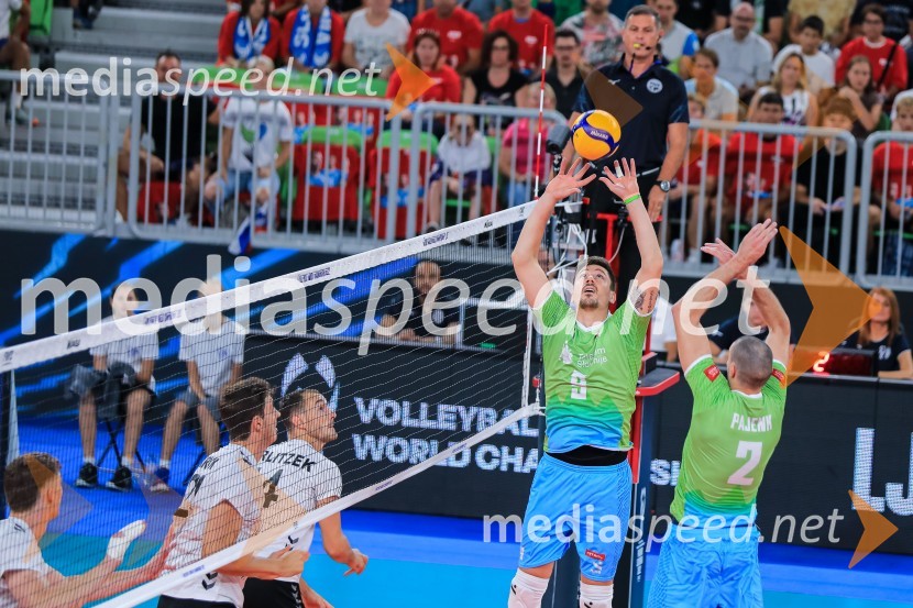  Dejan  Vinčić, odbojkar;  Alen  Pajenk  , odbojkarSlovenci v četrtfinalu svetovnega prvenstva v odbojki 2022