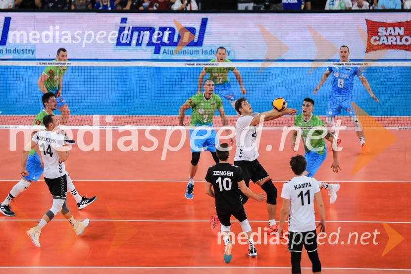 Slovenci v četrtfinalu svetovnega prvenstva v odbojki 2022