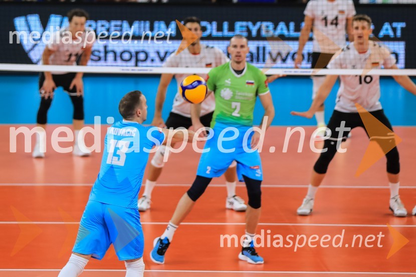  Jani Kovačič, odbojkar;  Alen  Pajenk  , odbojkarSlovenci v četrtfinalu svetovnega prvenstva v odbojki 2022