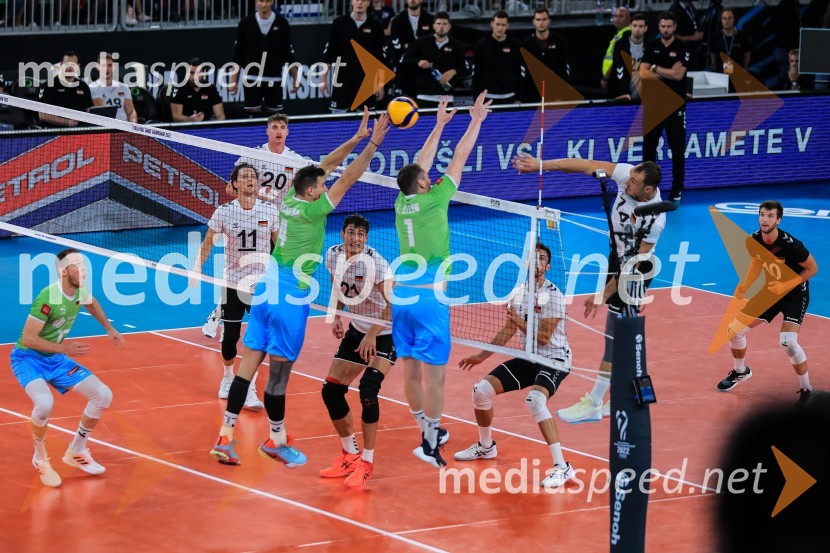  Tine  Urnaut, kapetan slovenske odbojkarske reprezentance;  Jan  Kozamernik, odbojkar;  Tonček  Štern, odbojkarSlovenci v četrtfinalu svetovnega prvenstva v odbojki 2022