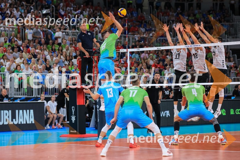  Klemen Čebulj, odbojkar;  Jani Kovačič, odbojkar;  Tine  Urnaut, kapetan slovenske odbojkarske reprezentance;  Jan  Kozamernik, odbojkarSlovenci v četrtfinalu svetovnega prvenstva v odbojki 2022