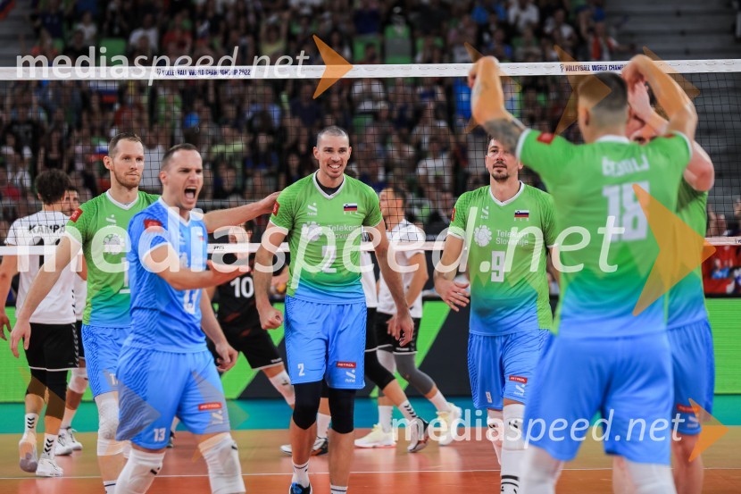  Tine  Urnaut, kapetan slovenske odbojkarske reprezentance;  Jani Kovačič, odbojkar;  Alen  Pajenk  , odbojkar;  Dejan  Vinčić, odbojkar;  Klemen Čebulj, odbojkarSlovenci v četrtfinalu svetovnega prvenstva v odbojki 2022