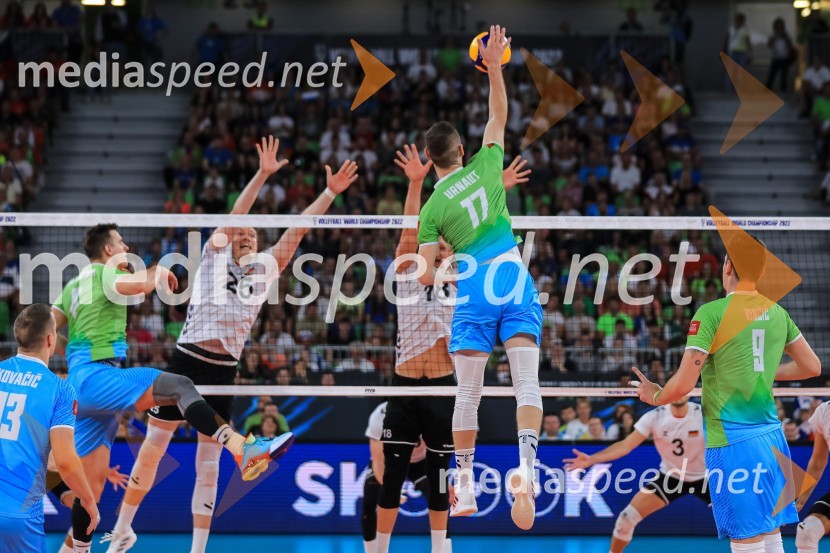  Tine  Urnaut, kapetan slovenske odbojkarske reprezentanceSlovenci v četrtfinalu svetovnega prvenstva v odbojki 2022