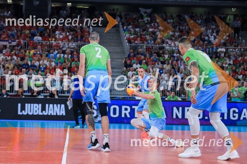  Alen  Pajenk  , odbojkar;  Jani Kovačič, odbojkar;  Tine  Urnaut, kapetan slovenske odbojkarske reprezentance;  Klemen Čebulj, odbojkarSlovenci v četrtfinalu svetovnega prvenstva v odbojki 2022