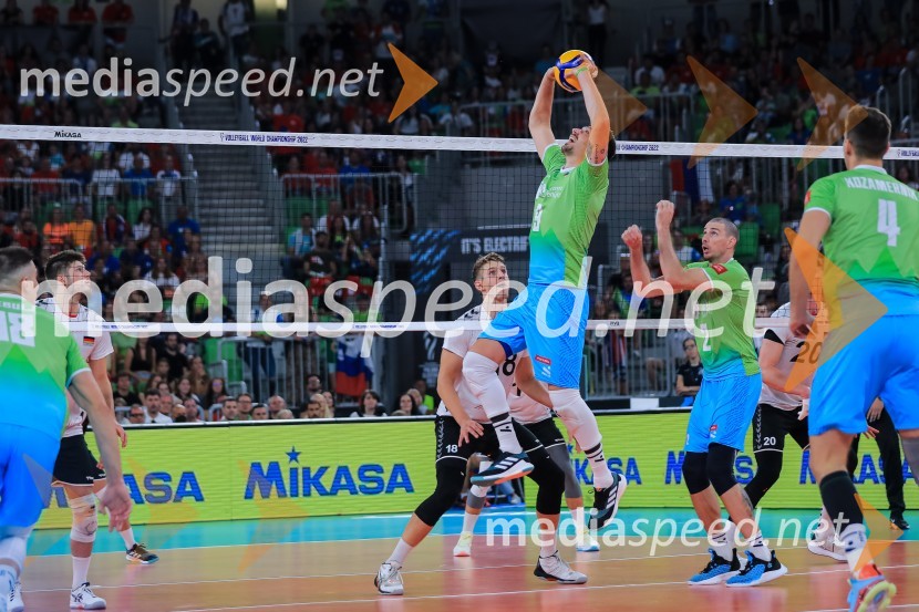  Dejan  Vinčić, odbojkar;  Alen  Pajenk  , odbojkarSlovenci v četrtfinalu svetovnega prvenstva v odbojki 2022