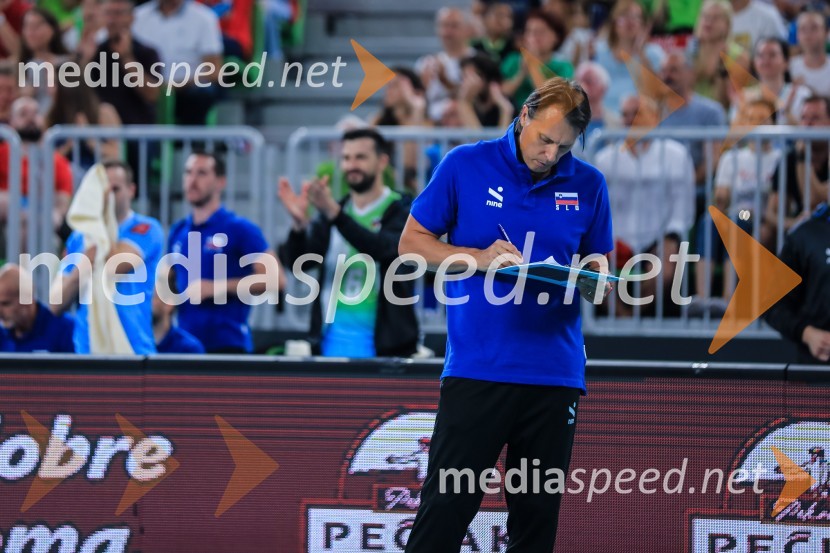  Gheorghe Crețu, trener odbojkarske reprezentance SlovenijeSlovenci v četrtfinalu svetovnega prvenstva v odbojki 2022