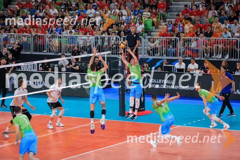  Tonček  Štern, odbojkar;  Jan  Kozamernik, odbojkar;  Dejan  Vinčić, odbojkar;  Klemen Čebulj, odbojkar;  Tine  Urnaut, kapetan slovenske odbojkarske reprezentanceSlovenci v četrtfinalu svetovnega prvenstva v odbojki 2022