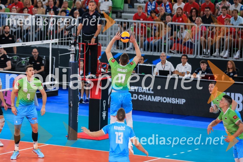  Jan  Kozamernik, odbojkar;  Tine  Urnaut, kapetan slovenske odbojkarske reprezentance;  Jani Kovačič, odbojkar;  Tonček  Štern, odbojkar;  Klemen Čebulj, odbojkarSlovenci v četrtfinalu svetovnega prvenstva v odbojki 2022