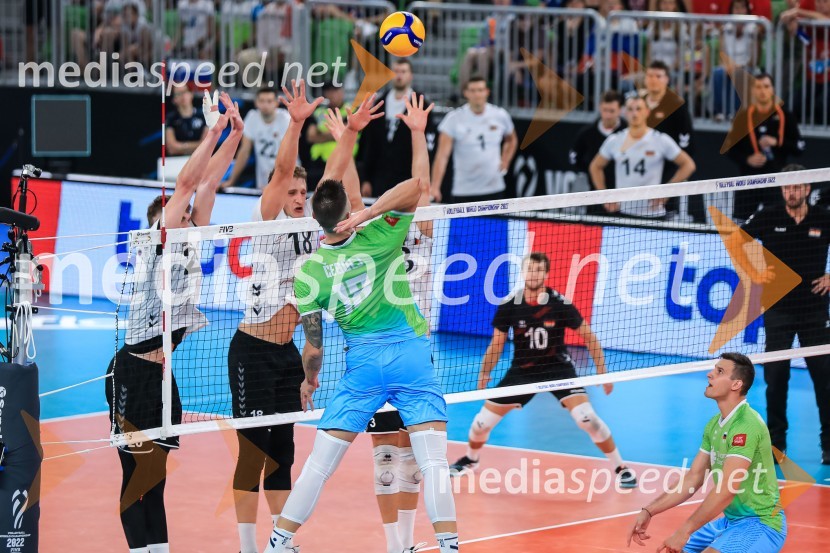  Klemen Čebulj, odbojkar;  Jan  Kozamernik, odbojkarSlovenci v četrtfinalu svetovnega prvenstva v odbojki 2022