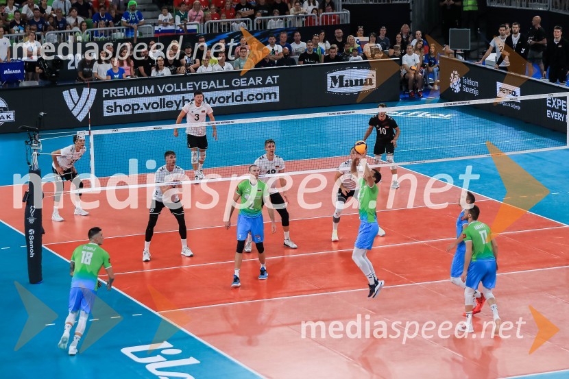  Klemen Čebulj, odbojkar;  Alen  Pajenk  , odbojkar;  Gregor  Ropret, odbojkar;  Jani Kovačič, odbojkar;  Tine  Urnaut, kapetan slovenske odbojkarske reprezentanceSlovenci v četrtfinalu svetovnega prvenstva v odbojki 2022