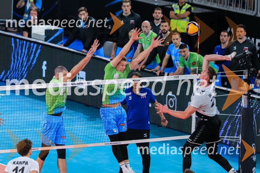  Alen  Pajenk  , odbojkar;  Rok  Možič, slovenski odbojkarski reprezentant ;  ... Slovenci v četrtfinalu svetovnega prvenstva v odbojki 2022