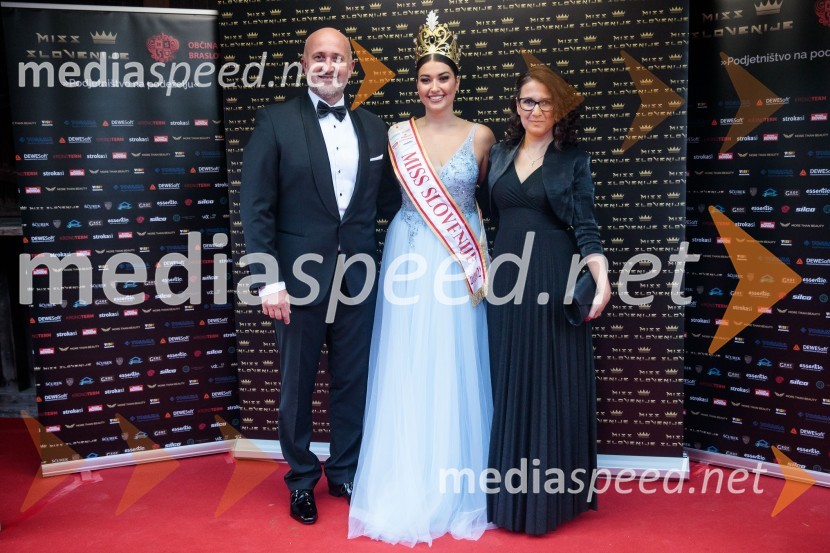  Tomaž Žohar, župan občine Braslovče;  Maja Čolić, Miss Slovenije 2020/21;  ... Miss Slovenije 2022 je Ljubljančanka Vida Milivojša