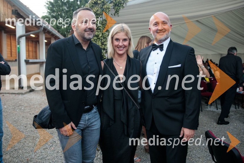  ... ;  ... ;  Tomaž Žohar, župan občine BraslovčeMiss Slovenije 2022 je Ljubljančanka Vida Milivojša