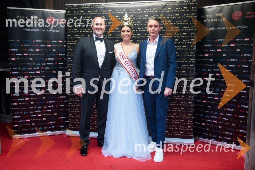  Tomaž Žohar, župan občine Braslovče;  Maja Čolić, Miss Slovenije 2020/21;  David Miško, Skupina Stroka.si, pomočnik direktorja za marketingMiss Slovenije 2022 je Ljubljančanka Vida Milivojša